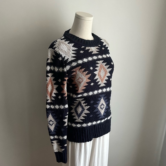 LL Bean Heritage Signature Crew Neck Sweater Size Small - Picture 7 of 8